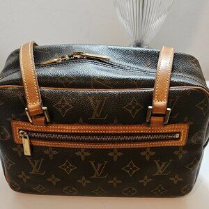 Louis Vuitton MM Cite Bag